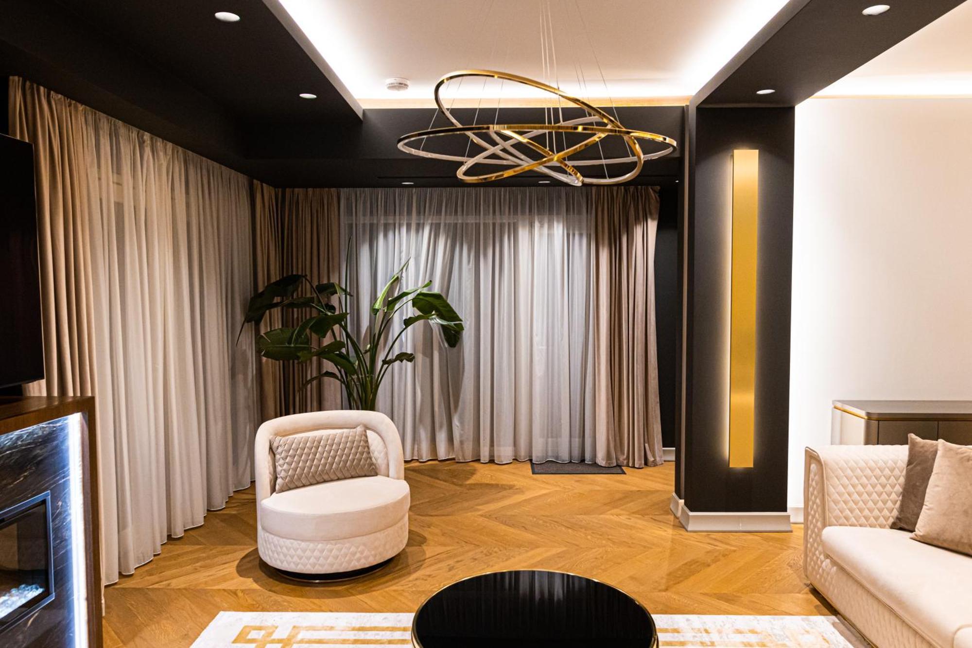 Deluxe Aparthotel Marwell Residence Suceava Rum bild